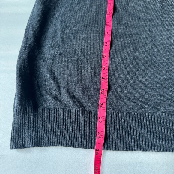 Old Money U.S. Polo Assn. 2XL knitted V-neck sweater vest Gray Emblem Size L - Picture 8 of 8